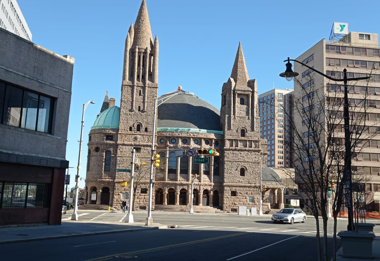 Thumbnail-For-Newark, NJ-By-Optsy
